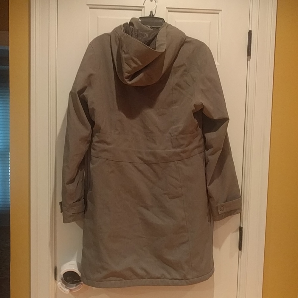 Merrell Coat - Picture 2 of 7